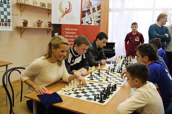 Благотворительные проекты Русской шахматной школы 2015