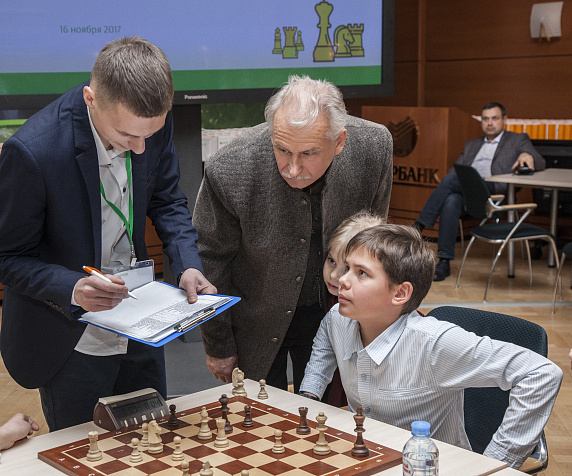 Русская шахматная школа организовала международный шахматный турнир для детей
