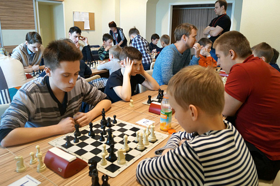 Санкт-Петербург. 14 и 15 мая "Нева-рапид". Турнир с обсчетом рейтинга FIDE  