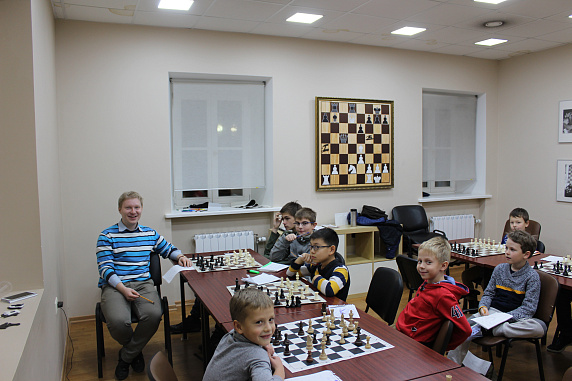 Набор в группы на обучение шахматам к Николаю Коновалову. 