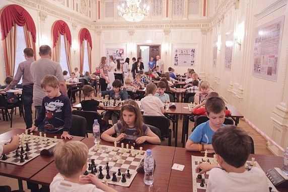 В Москве состоялся международный детский шахматный фестиваль «Феникс»