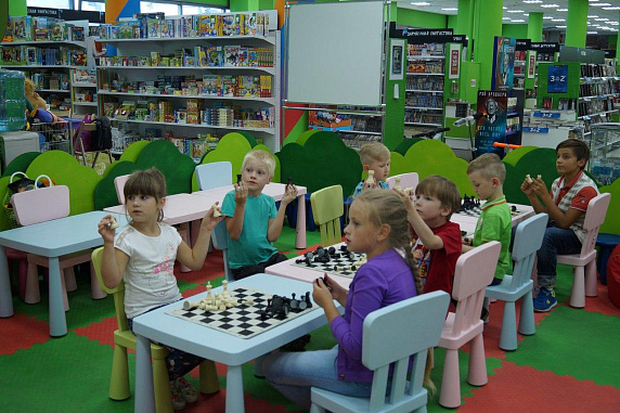 Открыт набор в новый филиал Русской шахматной школы в Буквоеде