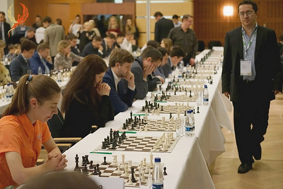 В шахматном матче между командами Госдумы и «Сбербанка» победу одержали банкиры